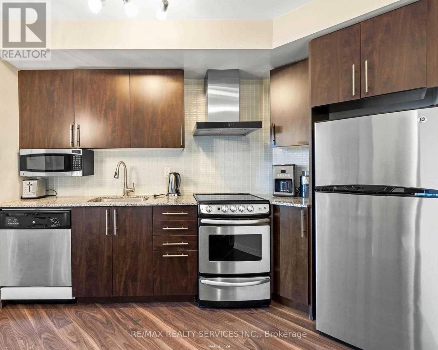 612 - 352 Front Street W, Toronto, Ontario  M5V 1B5 - Photo 5 - C12897844