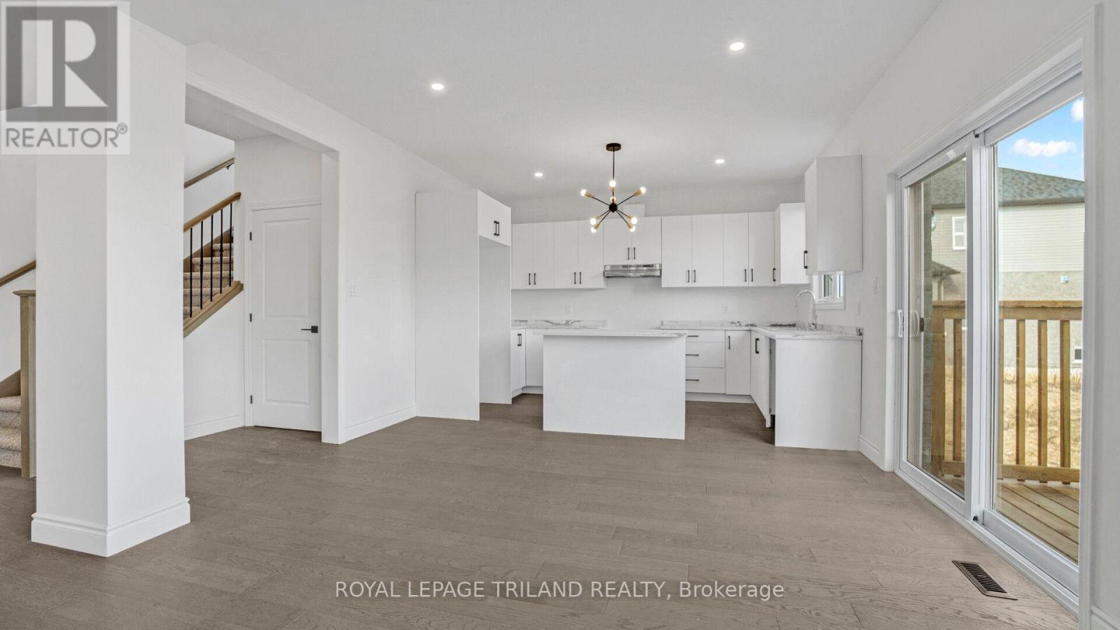 15 Ahmed Place, St. Thomas, Ontario  N5R 4W7 - Photo 12 - X12880064