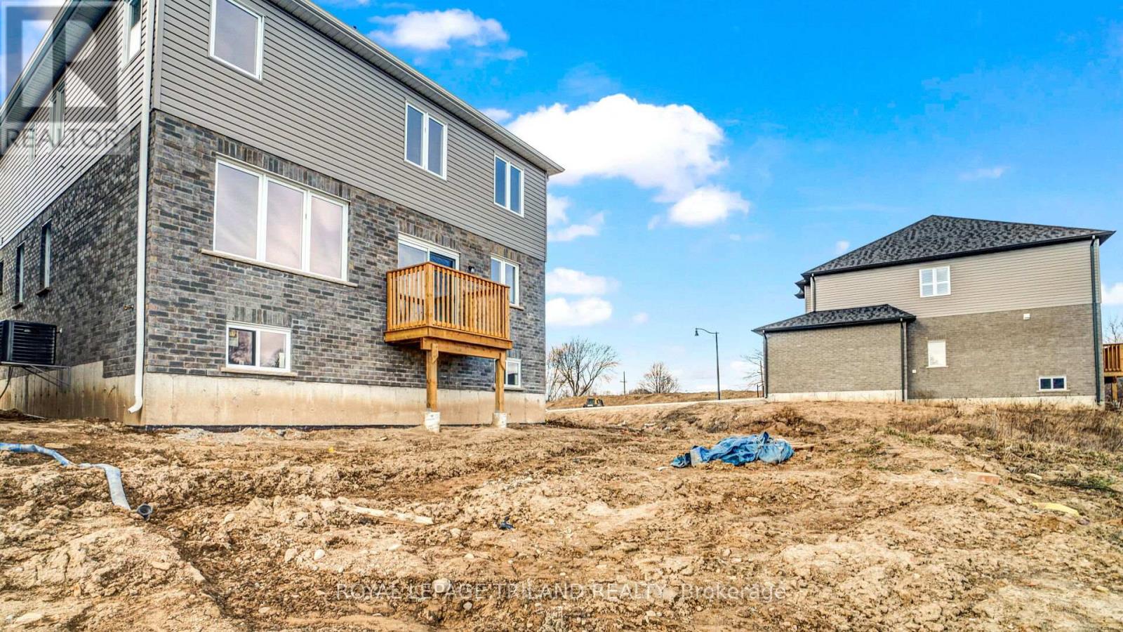 15 Ahmed Place, St. Thomas, Ontario  N5R 4W7 - Photo 35 - X12880064