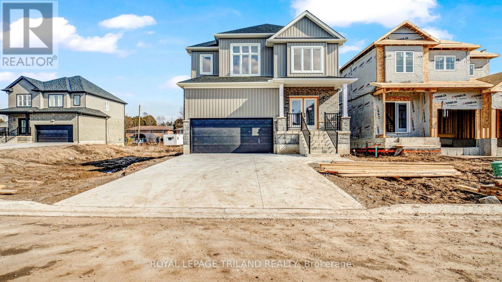 15 Ahmed Place, St. Thomas, Ontario  N5R 4W7 - Photo 4 - X12880064