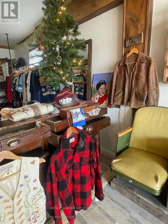 Main - 1433 Pelham Street, Pelham, Ontario  L0S 1E0 - Photo 11 - X12723432