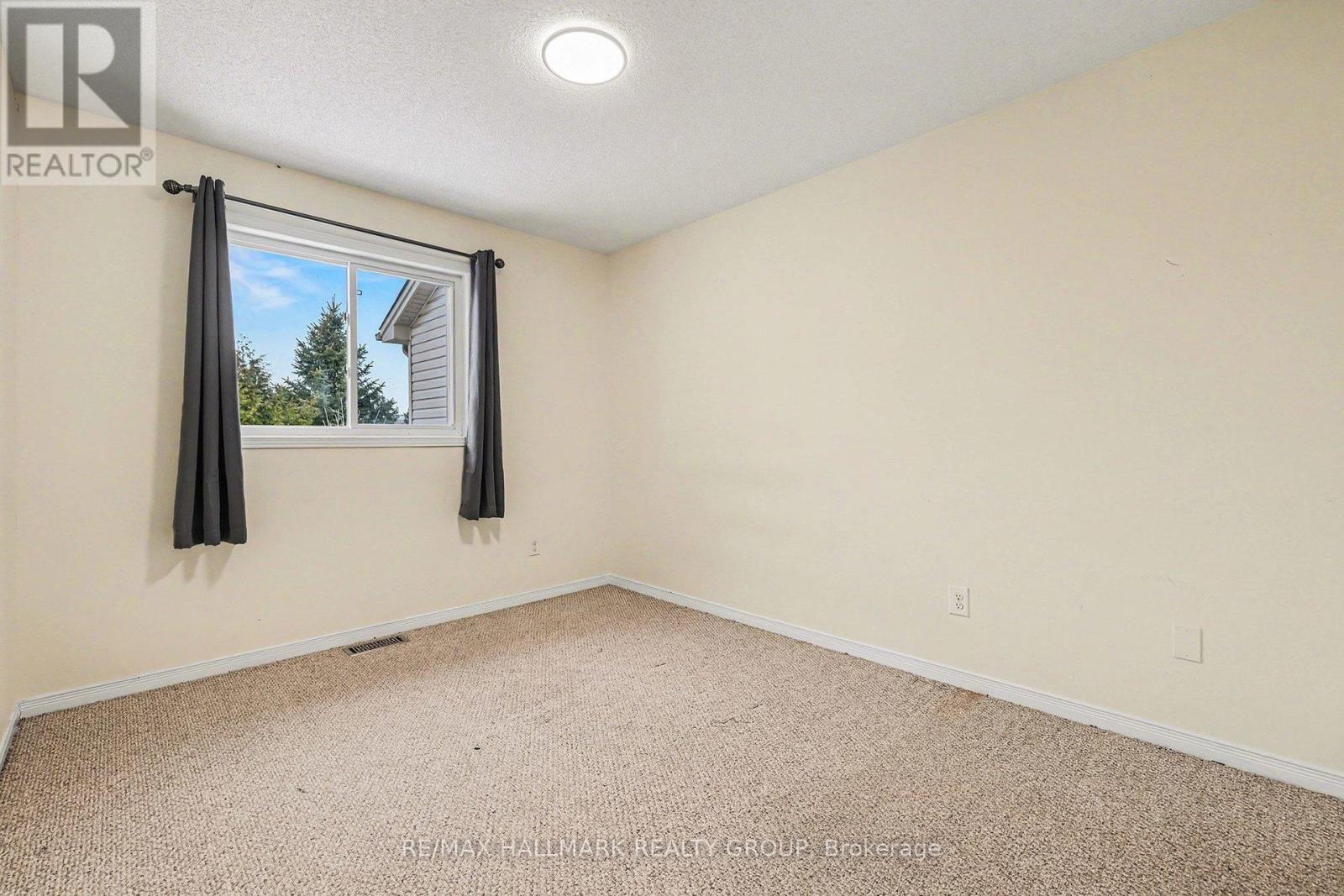 1073 Marconi Avenue, Ottawa, Ontario  K2K 0C3 - Photo 10 - X12680324