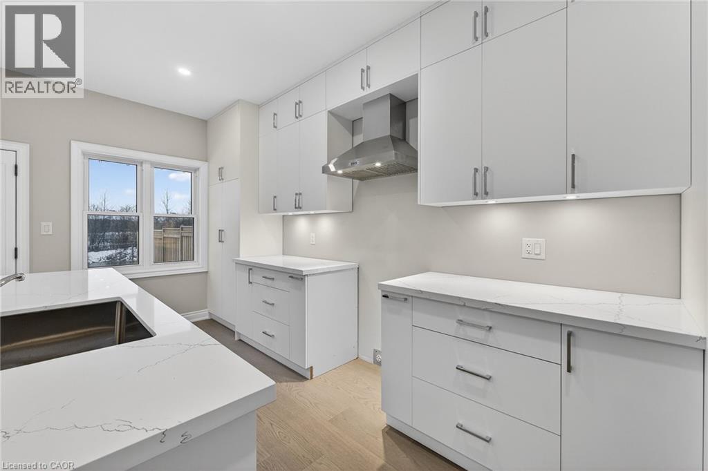 201 Hetram Court, Fort Erie, Ontario  L0S 1B0 - Photo 18 - 40813486