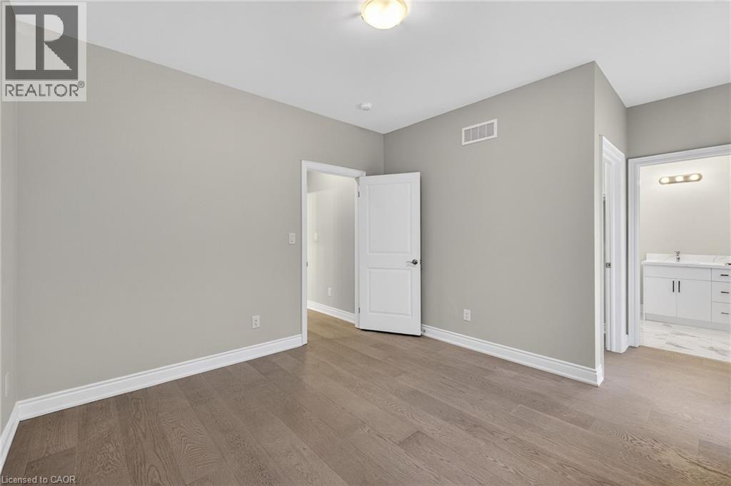 201 Hetram Court, Fort Erie, Ontario  L0S 1B0 - Photo 32 - 40813486