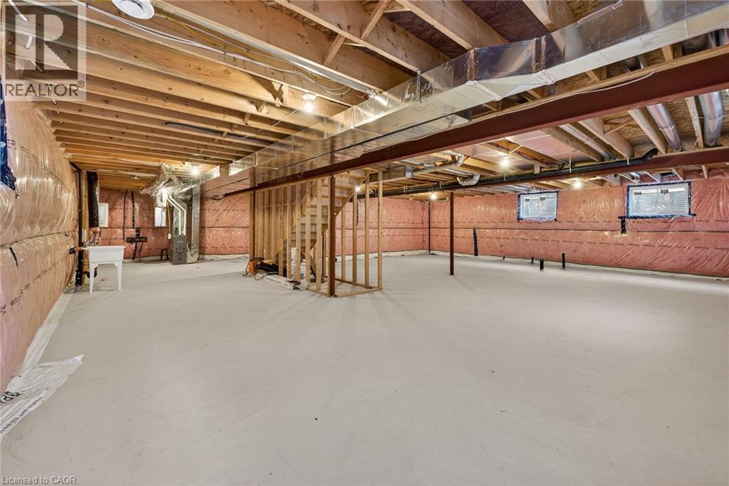 201 Hetram Court, Fort Erie, Ontario  L0S 1B0 - Photo 36 - 40813486