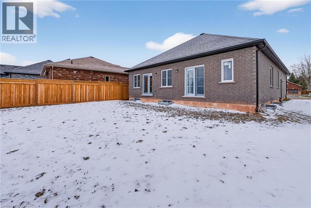 201 Hetram Court, Fort Erie, Ontario  L0S 1B0 - Photo 41 - 40813486