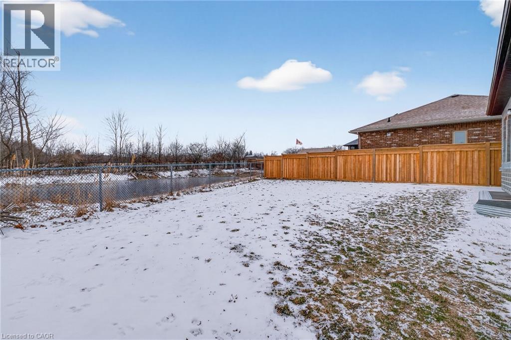 201 Hetram Court, Fort Erie, Ontario  L0S 1B0 - Photo 42 - 40813486