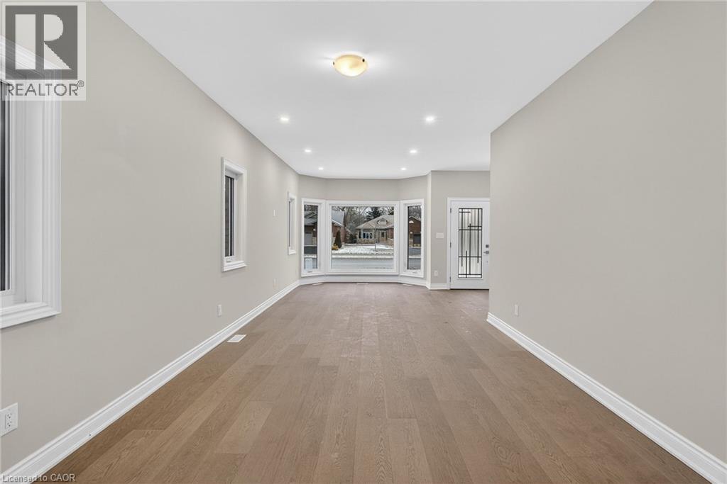 201 Hetram Court, Fort Erie, Ontario  L0S 1B0 - Photo 8 - 40813486