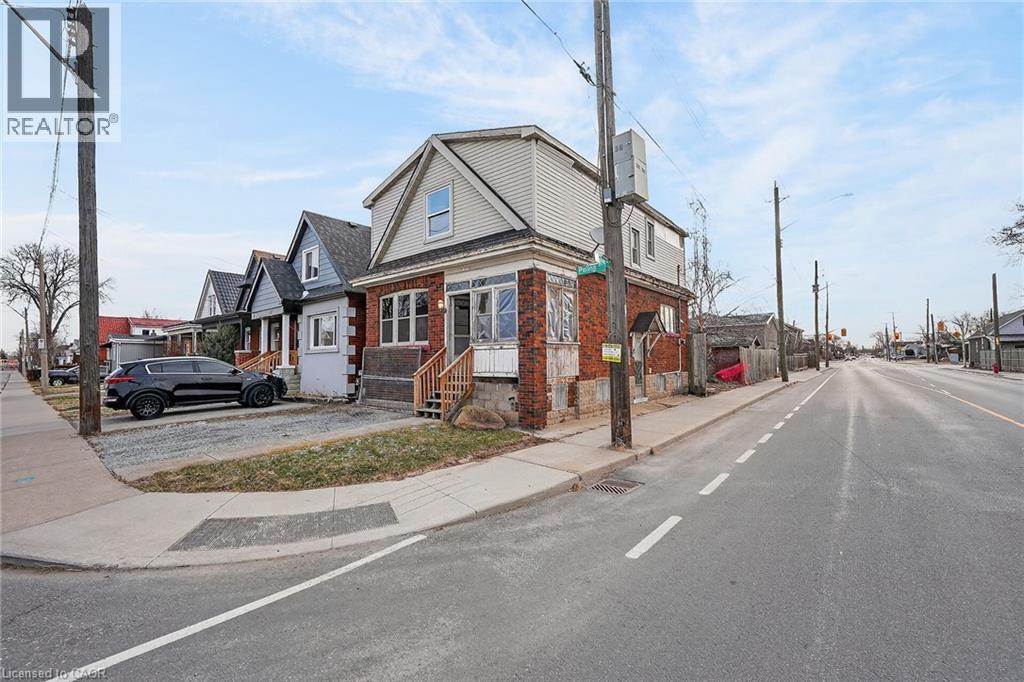 240 Paling Avenue, Hamilton, Ontario  L8H 5J9 - Photo 4 - 40813413