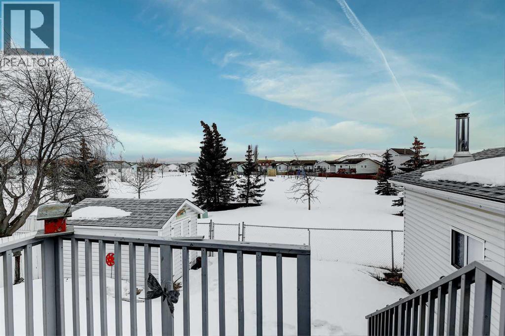 9237 95 Avenue, Grande Prairie, Alberta  T8V 6A2 - Photo 3 - A2294064