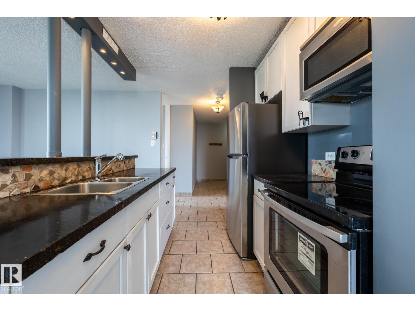 #911 10883 Saskatchewan Dr Nw, Edmonton, Alberta  T6E 4S6 - Photo 7 - E4477679