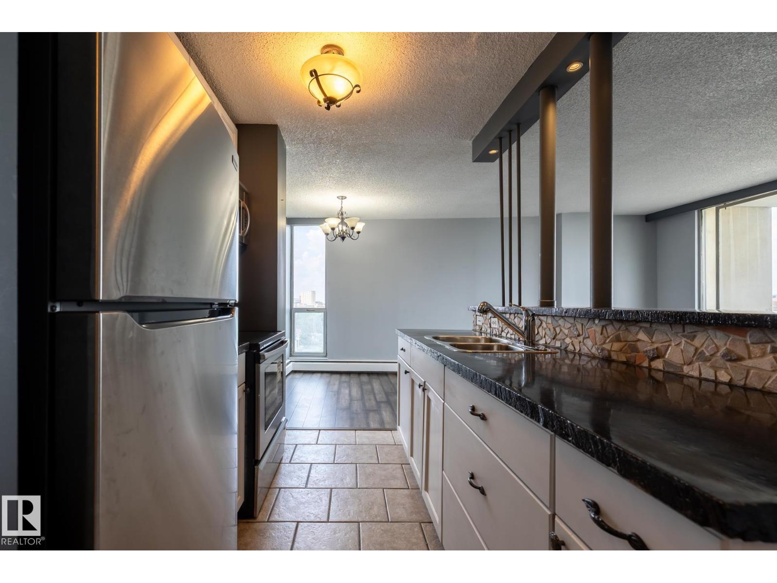 #911 10883 Saskatchewan Dr Nw, Edmonton, Alberta  T6E 4S6 - Photo 17 - E4477679