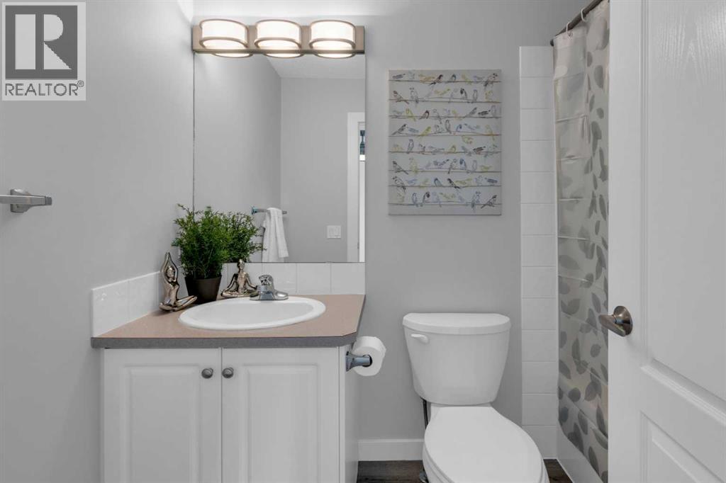 103 Canoe Square Sw, Airdrie, Alberta  T4B 2N7 - Photo 13 - A2284179