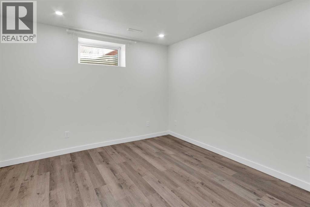 103 Canoe Square Sw, Airdrie, Alberta  T4B 2N7 - Photo 22 - A2284179