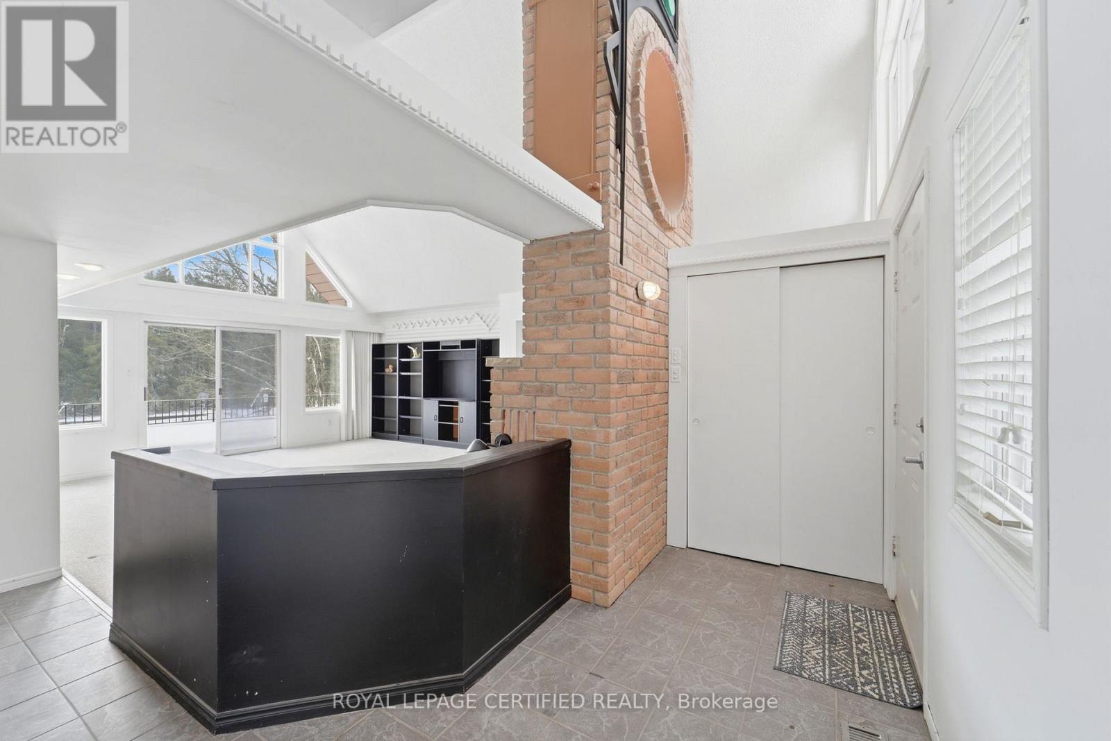 103 Sibbald Crescent, Georgina, Ontario  L0E 1R0 - Photo 15 - N12898600