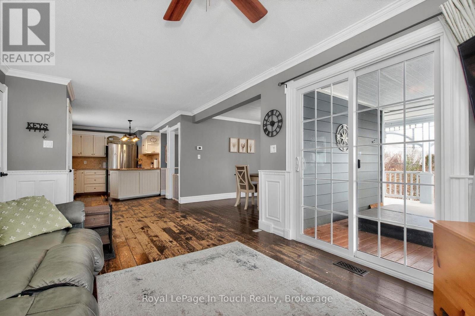 444 Hayes Street, Tay (Port Mcnicoll), Ontario  L0K 1R0 - Photo 10 - S12899880