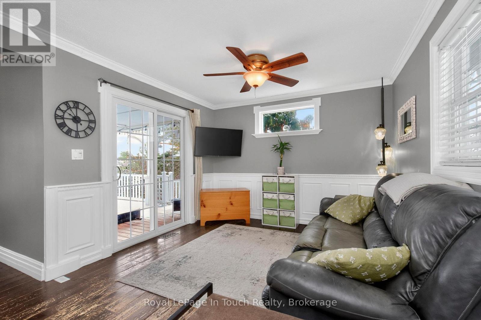 444 Hayes Street, Tay (Port Mcnicoll), Ontario  L0K 1R0 - Photo 11 - S12899880