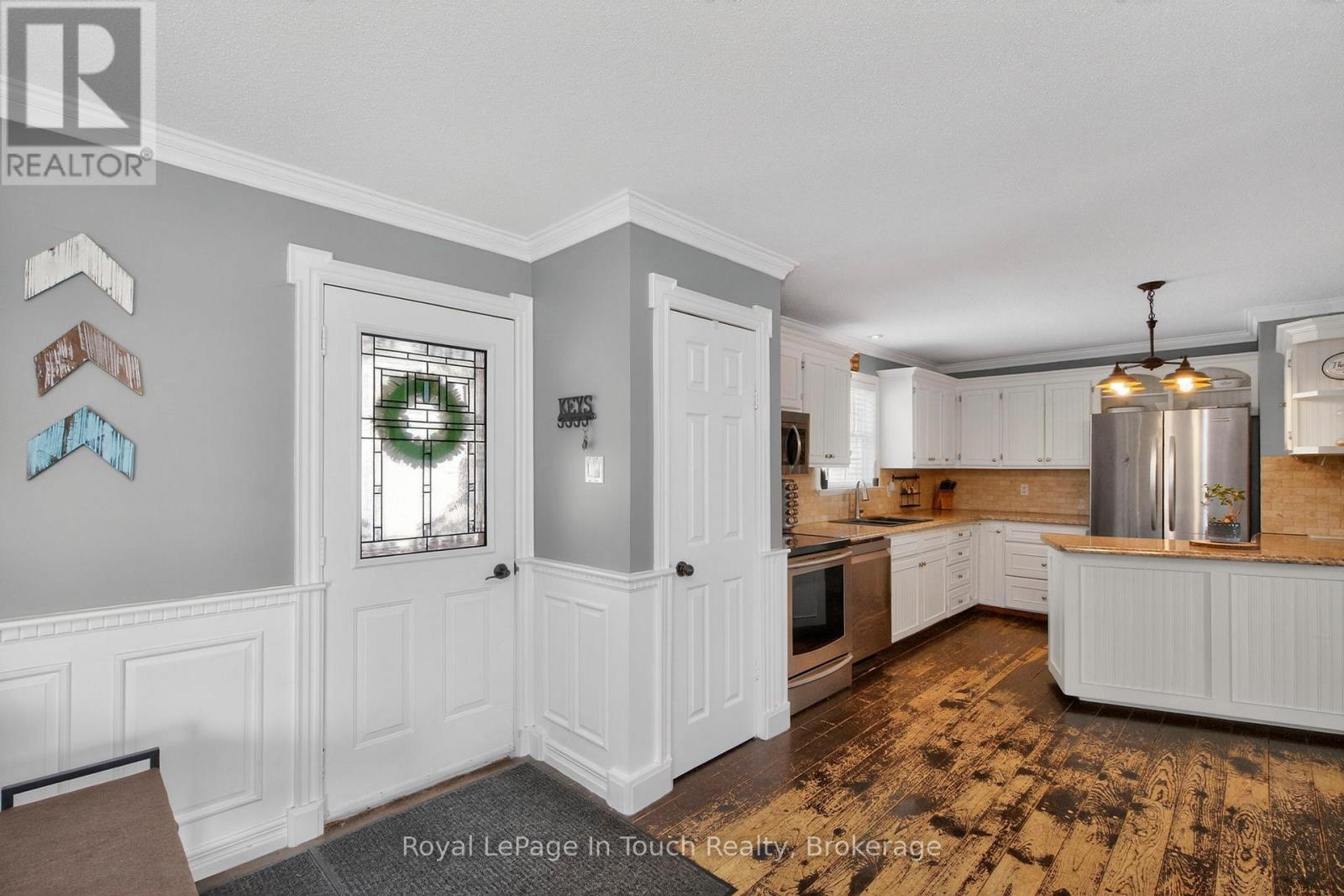 444 Hayes Street, Tay (Port Mcnicoll), Ontario  L0K 1R0 - Photo 4 - S12899880