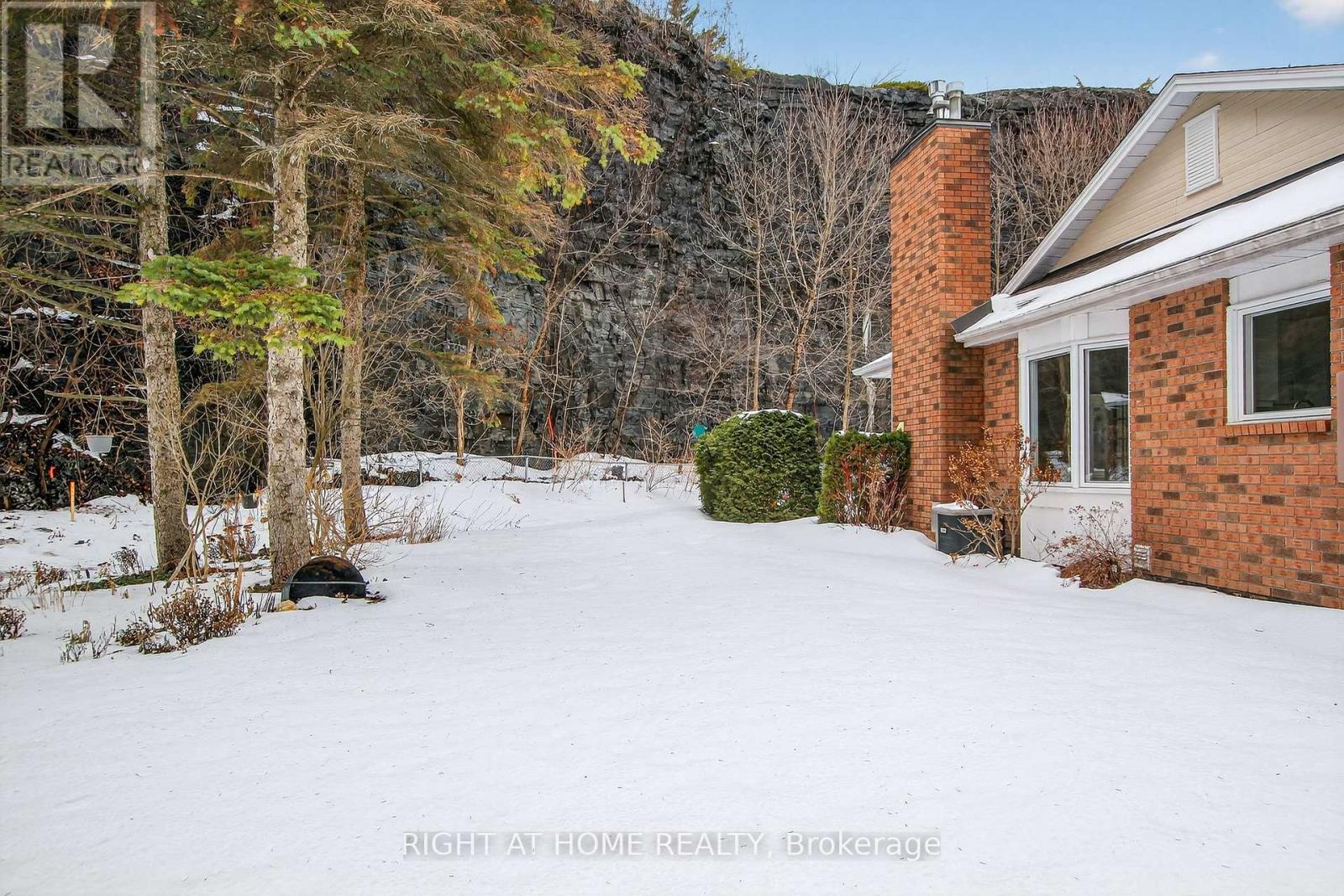 100 Darlington Private W, Ottawa, Ontario  K1V 0X8 - Photo 42 - X12899540