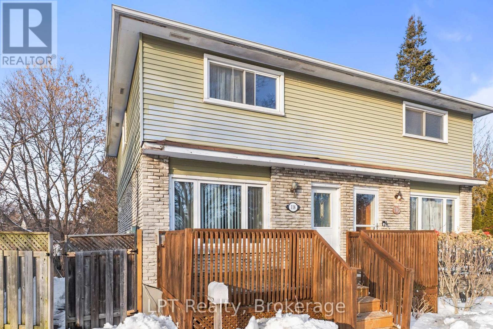 118 CAPREOL COURT, Oshawa, Ontario