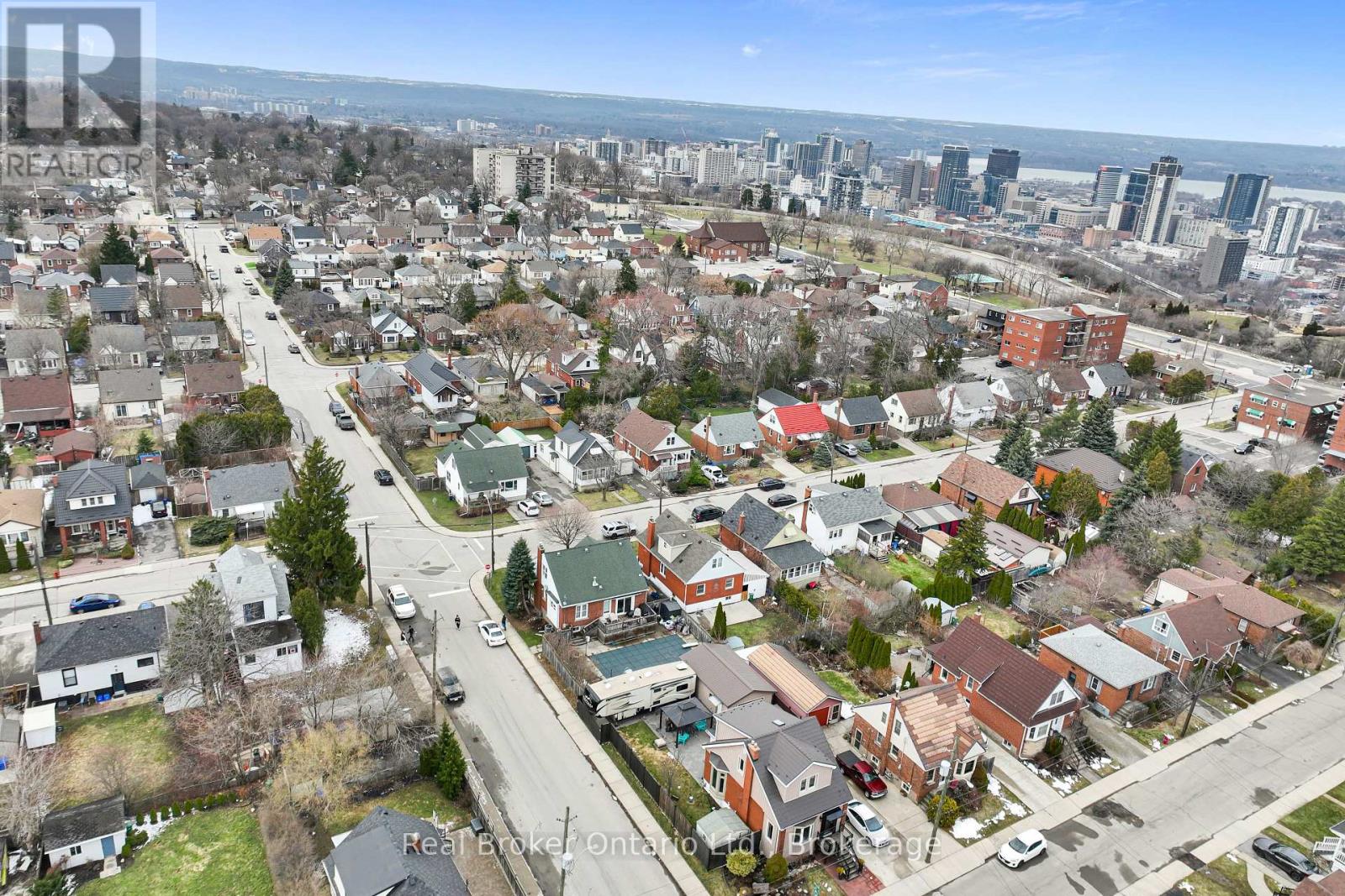 46 East 13th Street, Hamilton (Inch Park), Ontario  L9A 3Z3 - Photo 36 - X12899704