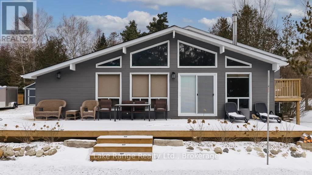 3 Cathcart Street, Huron-Kinloss, Ontario  N2Z 2X6 - Photo 3 - X12899744