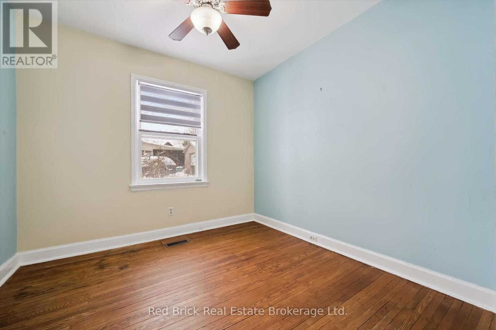 55 Stevenson Street N, Guelph (St. George's), Ontario  N1E 5A3 - Photo 15 - X12899818