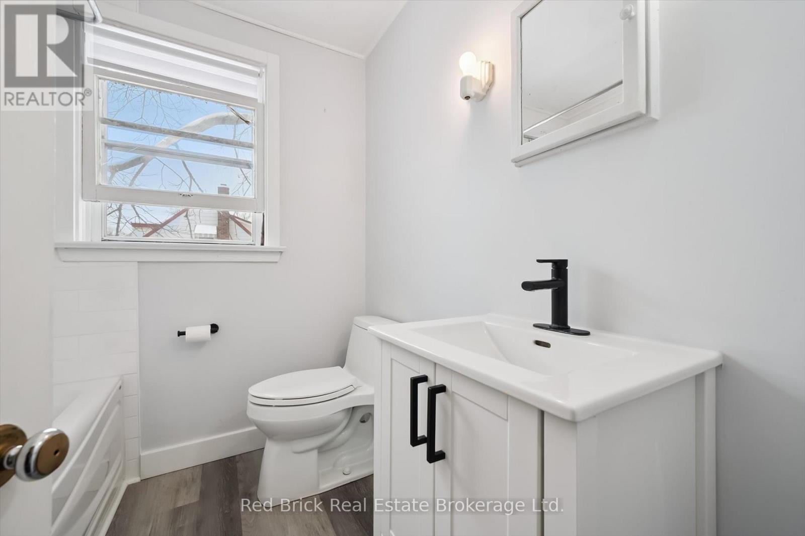 55 Stevenson Street N, Guelph (St. George's), Ontario  N1E 5A3 - Photo 25 - X12899818