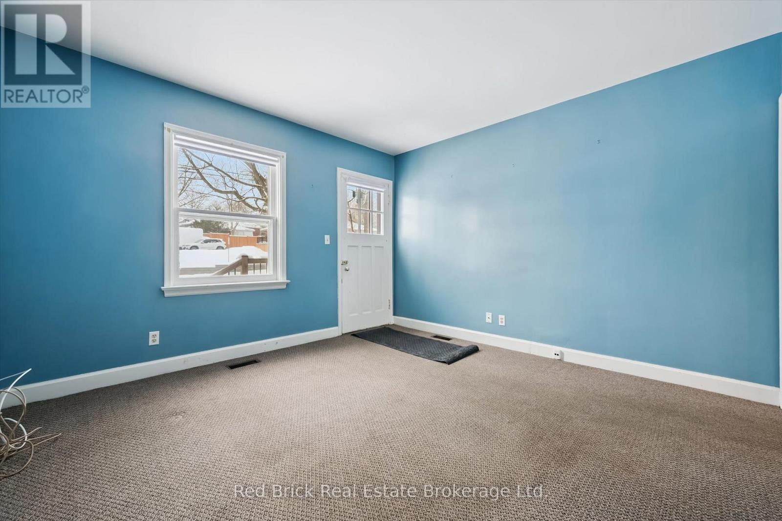 55 Stevenson Street N, Guelph (St. George's), Ontario  N1E 5A3 - Photo 8 - X12899818