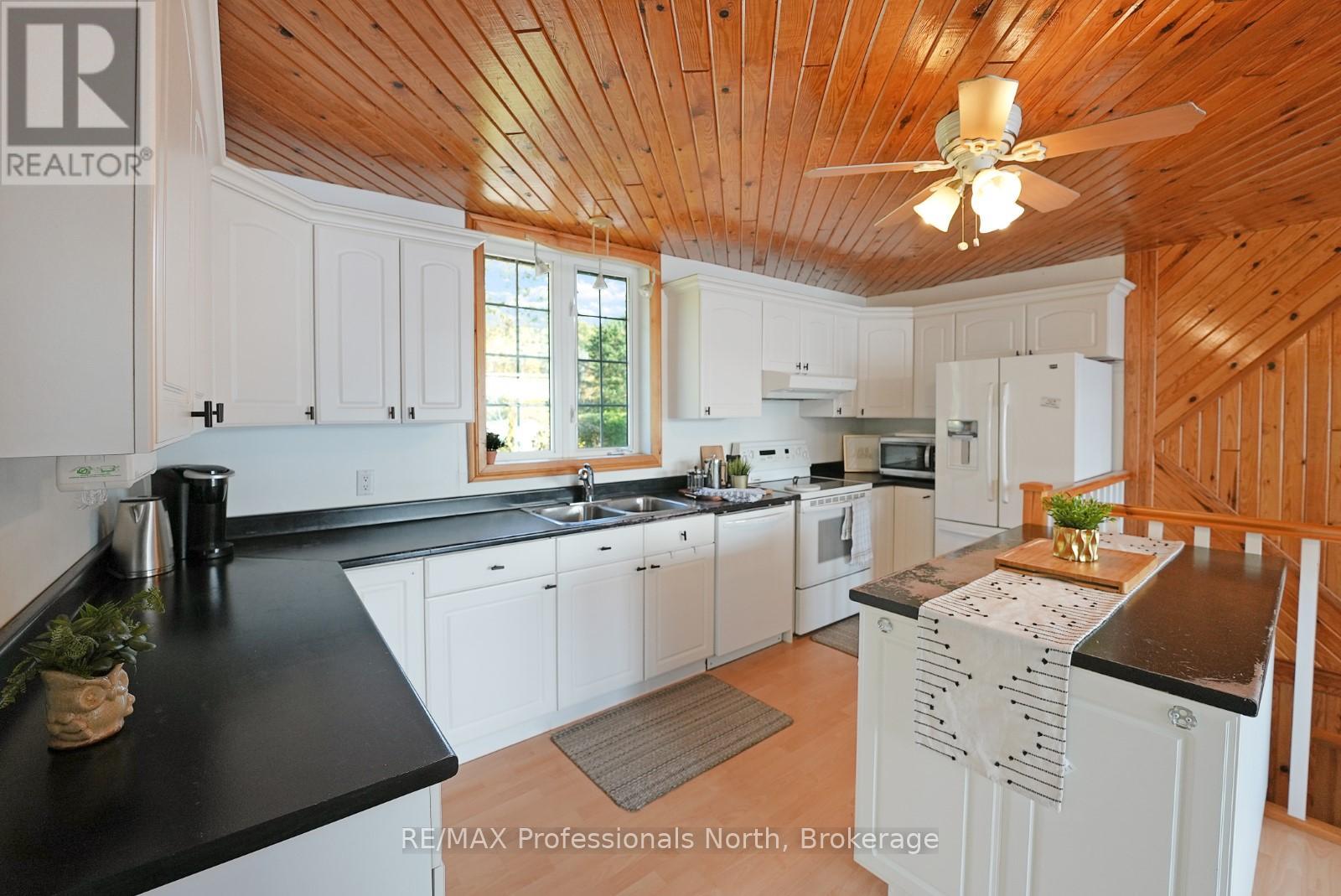 756 Arbor Vitae Road, Madawaska Valley, Ontario  K0J 1B0 - Photo 7 - X12899896