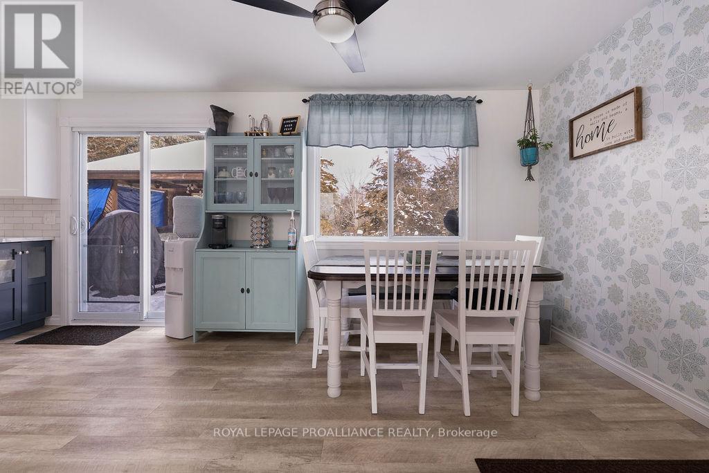 202 Huntingwood Drive, Quinte West, Ontario  K8N 4Z5 - Photo 15 - X12899914