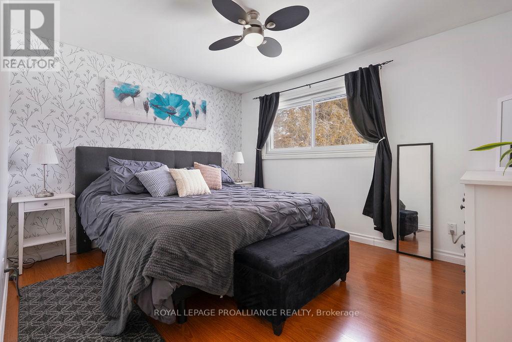 202 Huntingwood Drive, Quinte West, Ontario  K8N 4Z5 - Photo 21 - X12899914