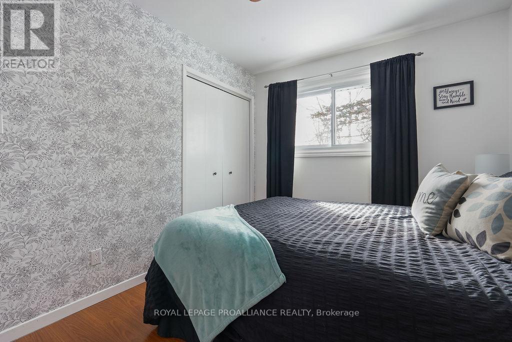 202 Huntingwood Drive, Quinte West, Ontario  K8N 4Z5 - Photo 24 - X12899914