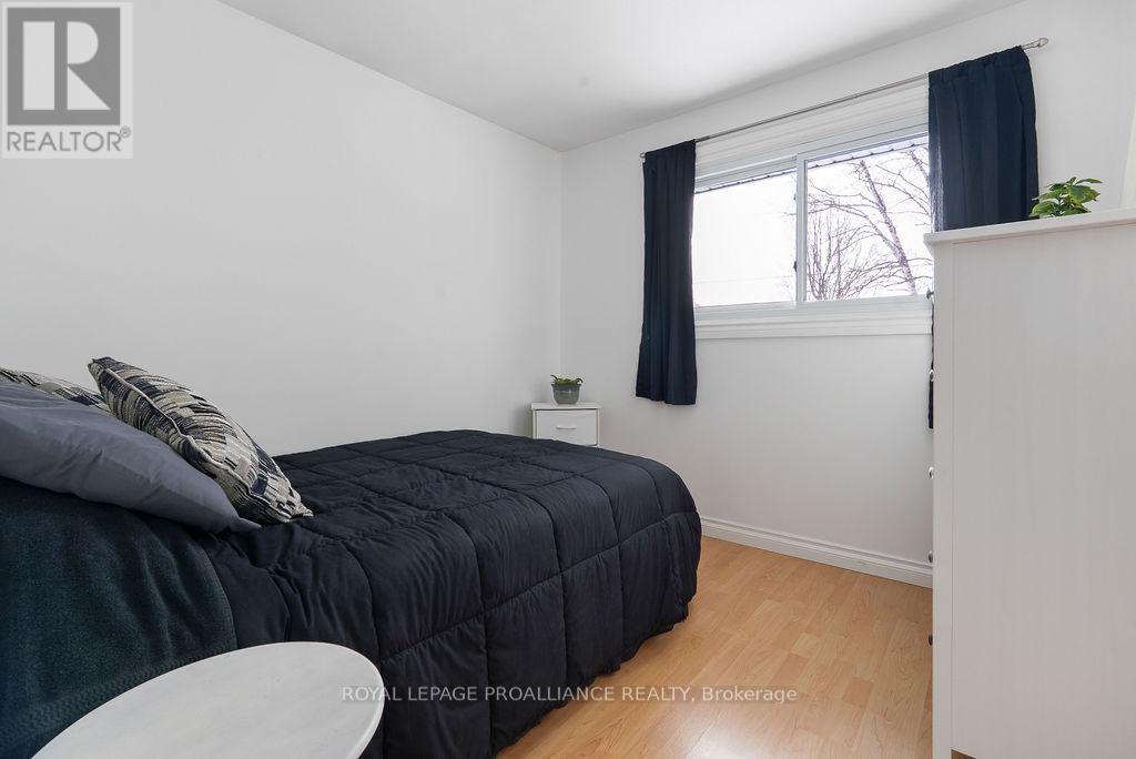 202 Huntingwood Drive, Quinte West, Ontario  K8N 4Z5 - Photo 25 - X12899914