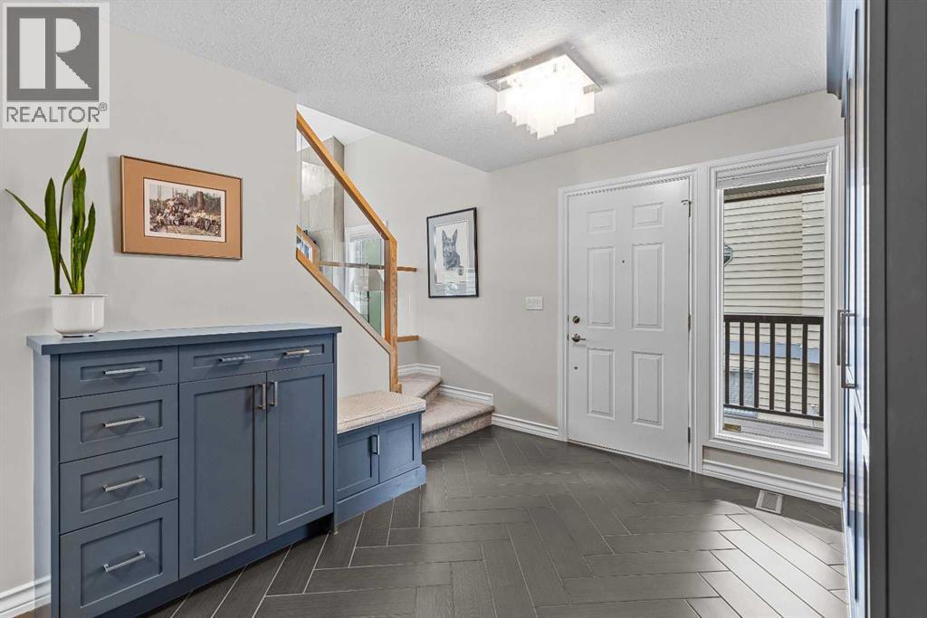 3, 137 Stone Creek Road, Canmore, Alberta  T1W 3A6 - Photo 5 - A2292172