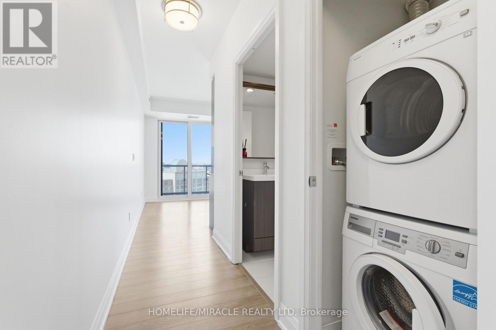 1705 - 18 Graydon Hall Drive, Toronto, Ontario  M3A 0A4 - Photo 3 - C12899646