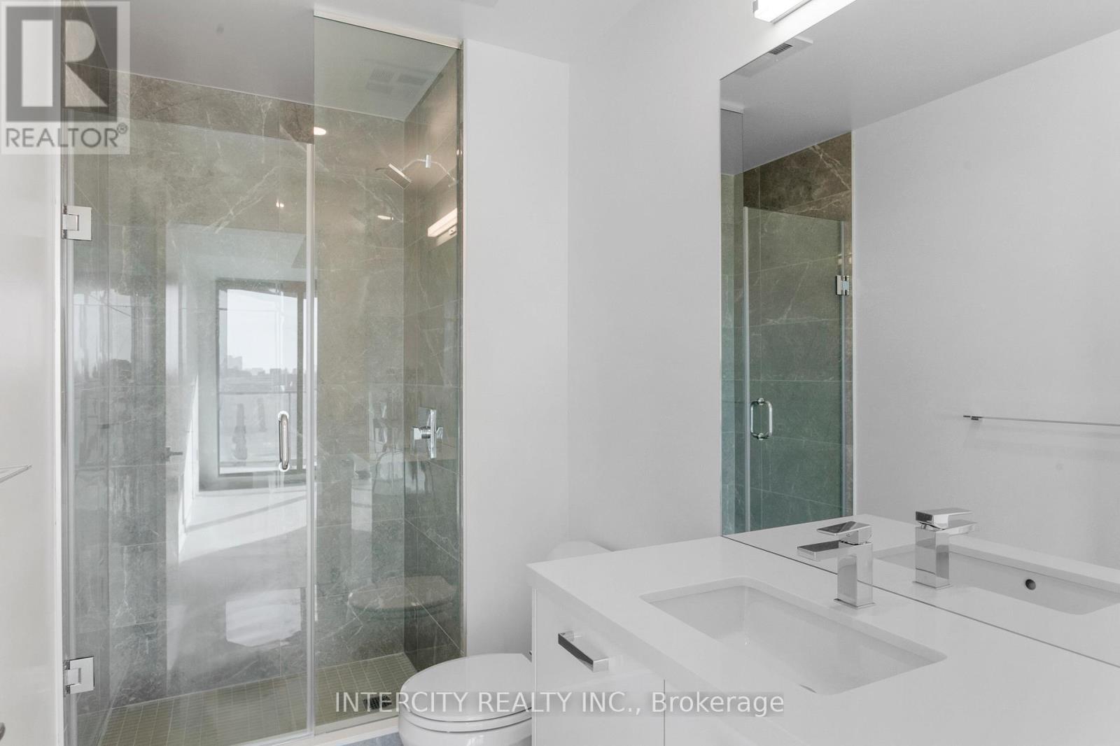 1211 - 195 Mccaul Street, Toronto, Ontario  M5T 1W6 - Photo 18 - C12899746