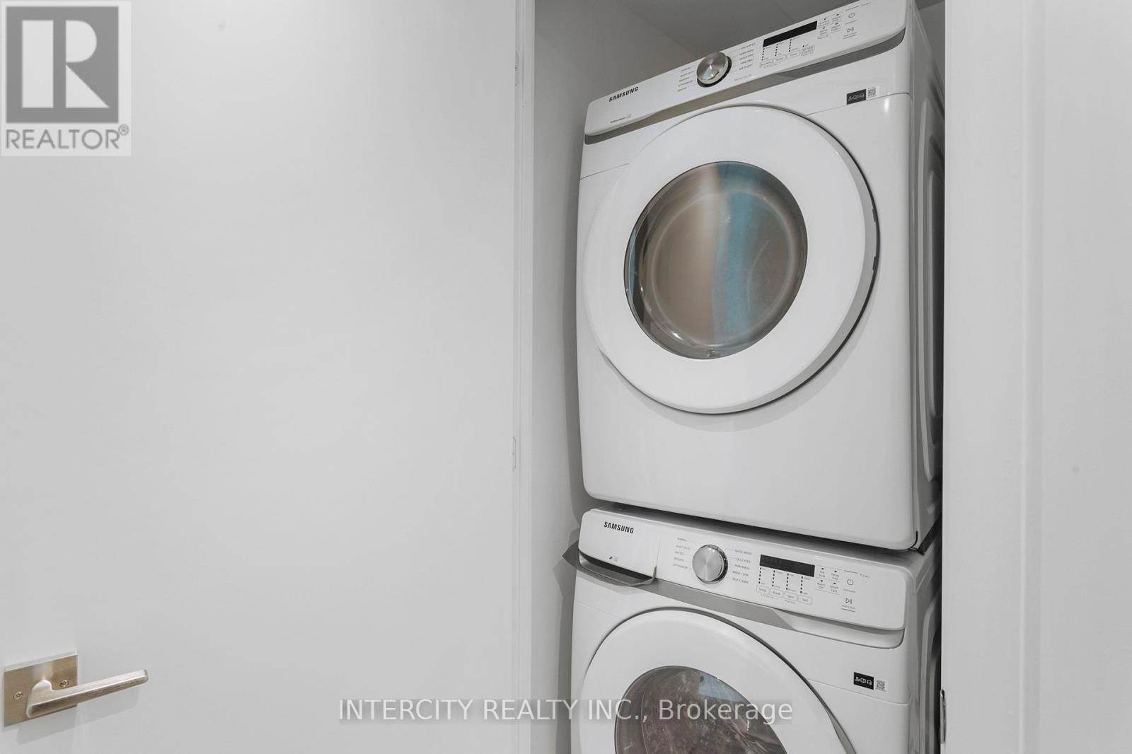 1211 - 195 Mccaul Street, Toronto, Ontario  M5T 1W6 - Photo 23 - C12899746