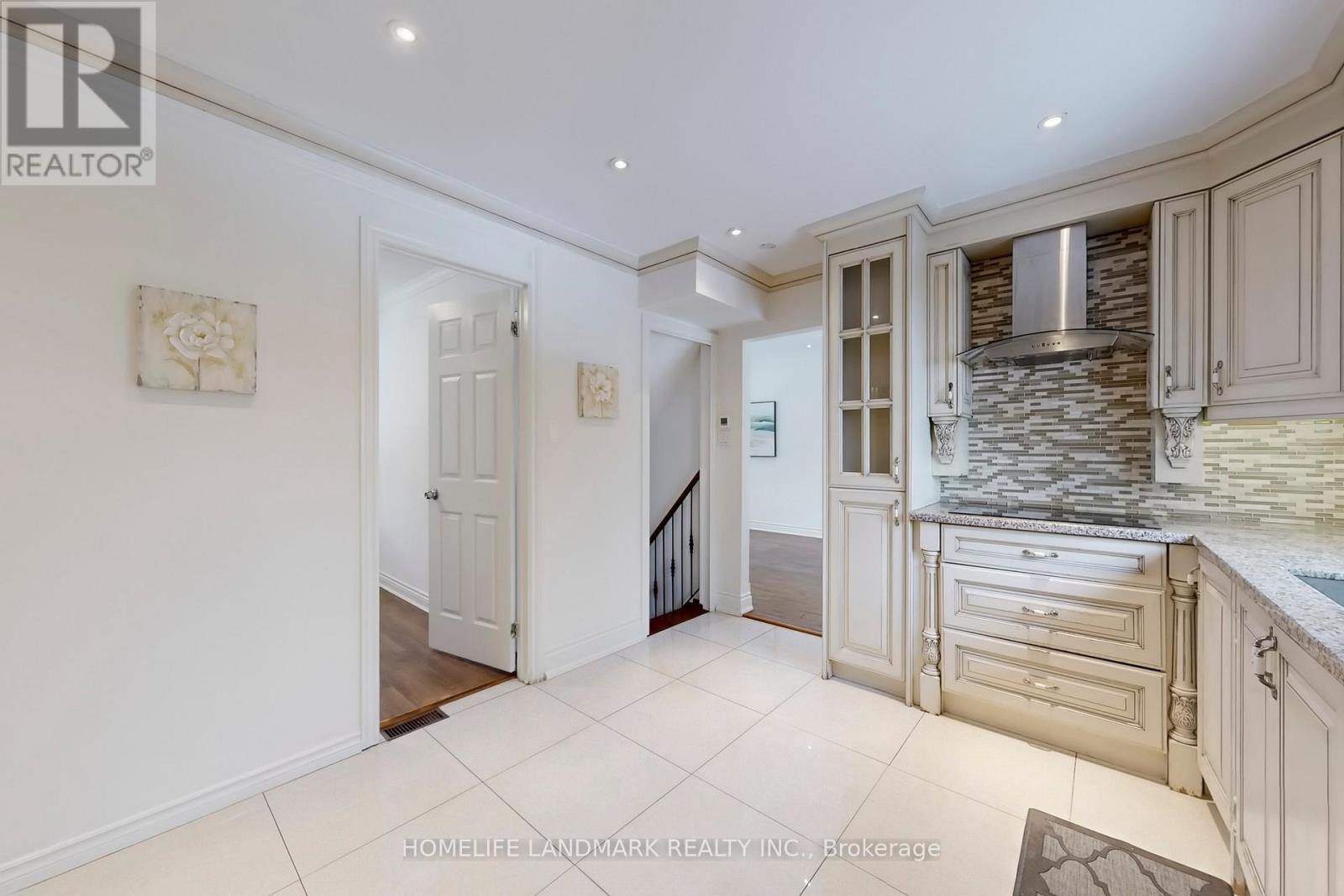 223 Pleasant Avenue, Toronto (Newtonbrook West), Ontario  M2M 1M6 - Photo 14 - C12899868