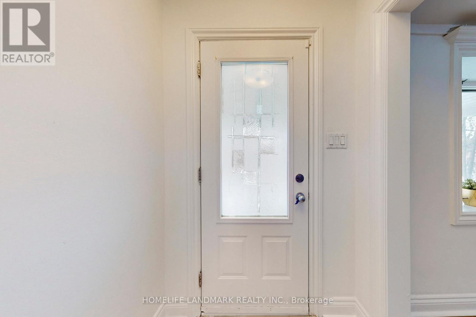 223 Pleasant Avenue, Toronto (Newtonbrook West), Ontario  M2M 1M6 - Photo 19 - C12899868