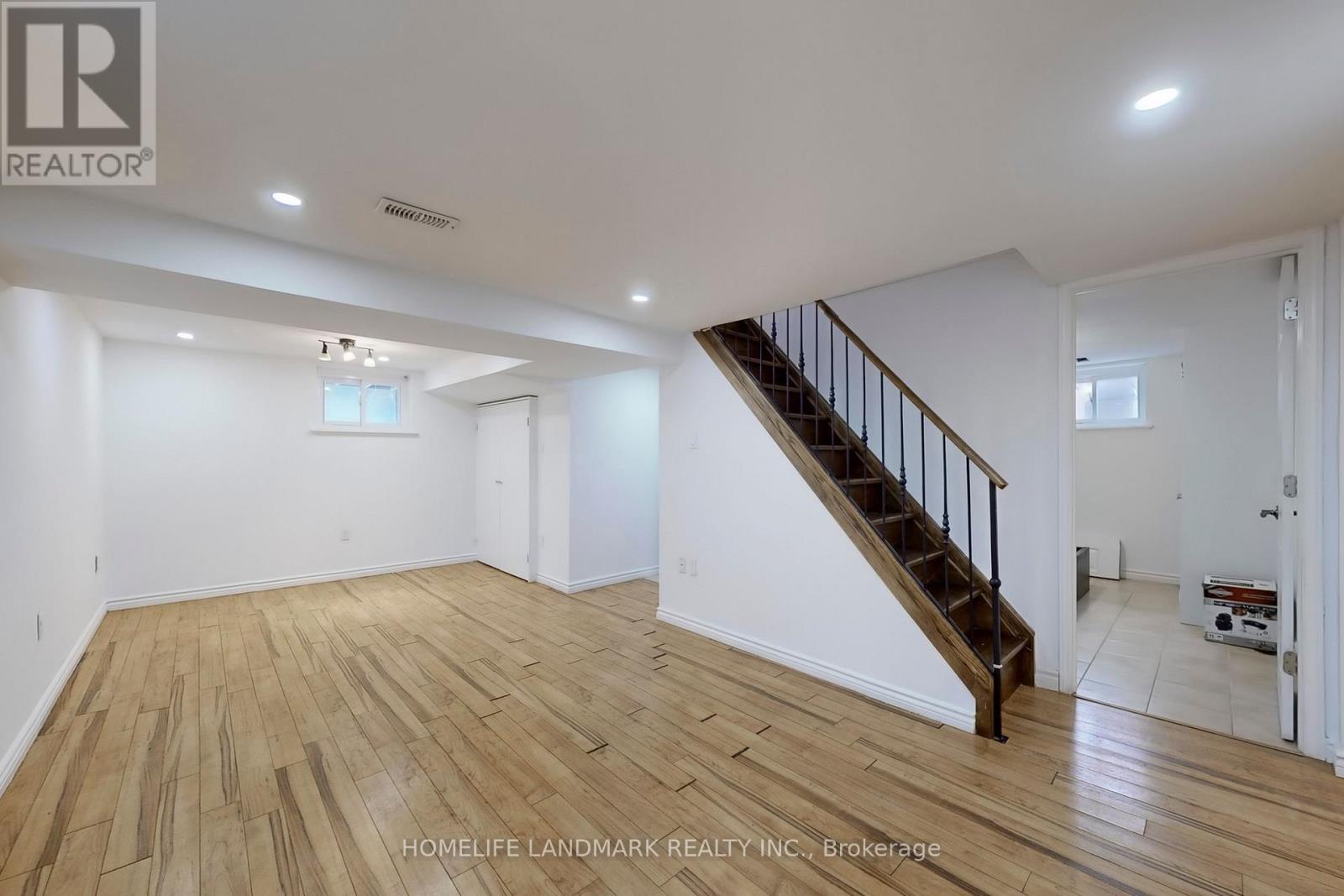 223 Pleasant Avenue, Toronto (Newtonbrook West), Ontario  M2M 1M6 - Photo 33 - C12899868