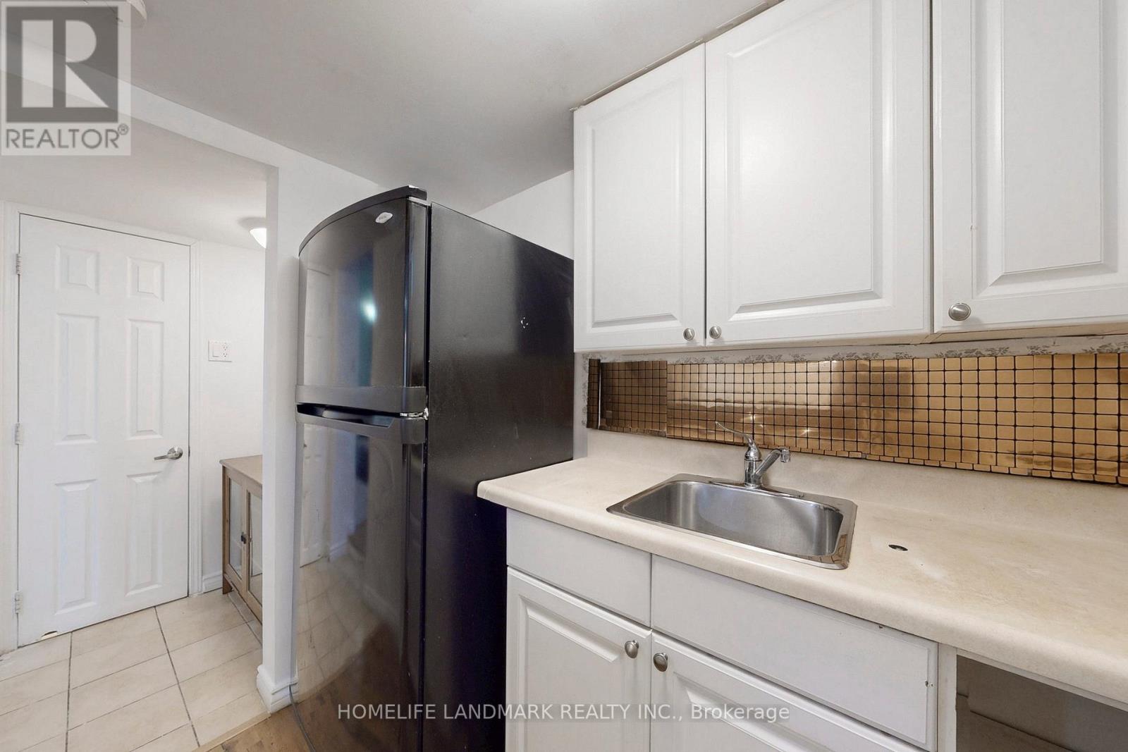 223 Pleasant Avenue, Toronto (Newtonbrook West), Ontario  M2M 1M6 - Photo 37 - C12899868