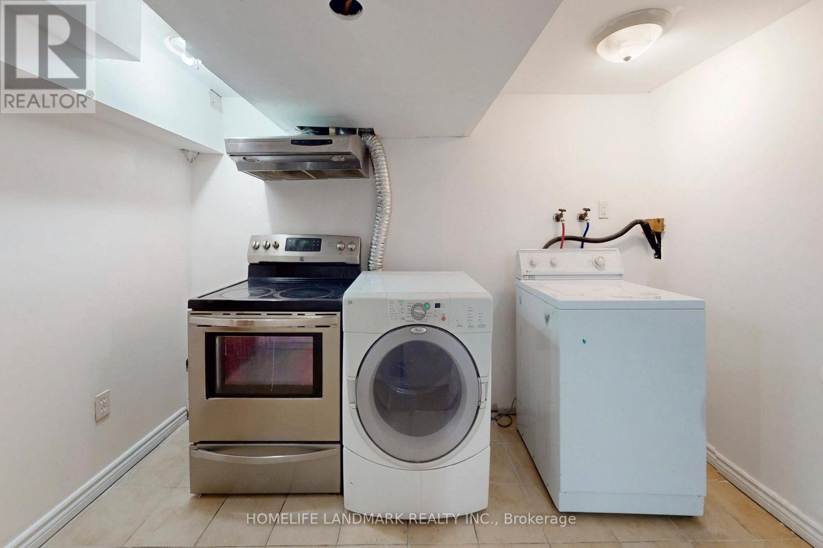 223 Pleasant Avenue, Toronto (Newtonbrook West), Ontario  M2M 1M6 - Photo 40 - C12899868