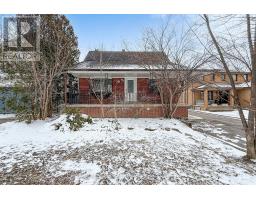 223 PLEASANT AVENUE, Toronto, Ontario