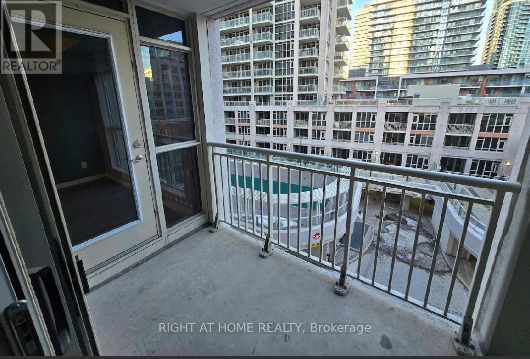 706 - 35 Bastion Street, Toronto, Ontario  M5V 0C2 - Photo 11 - C12899882