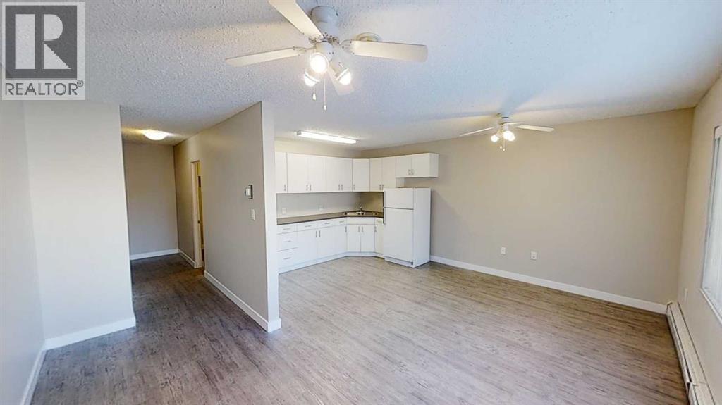 303, 9926 105 Avenue, Grande Prairie, Alberta  T8V 1G9 - Photo 6 - A2277670