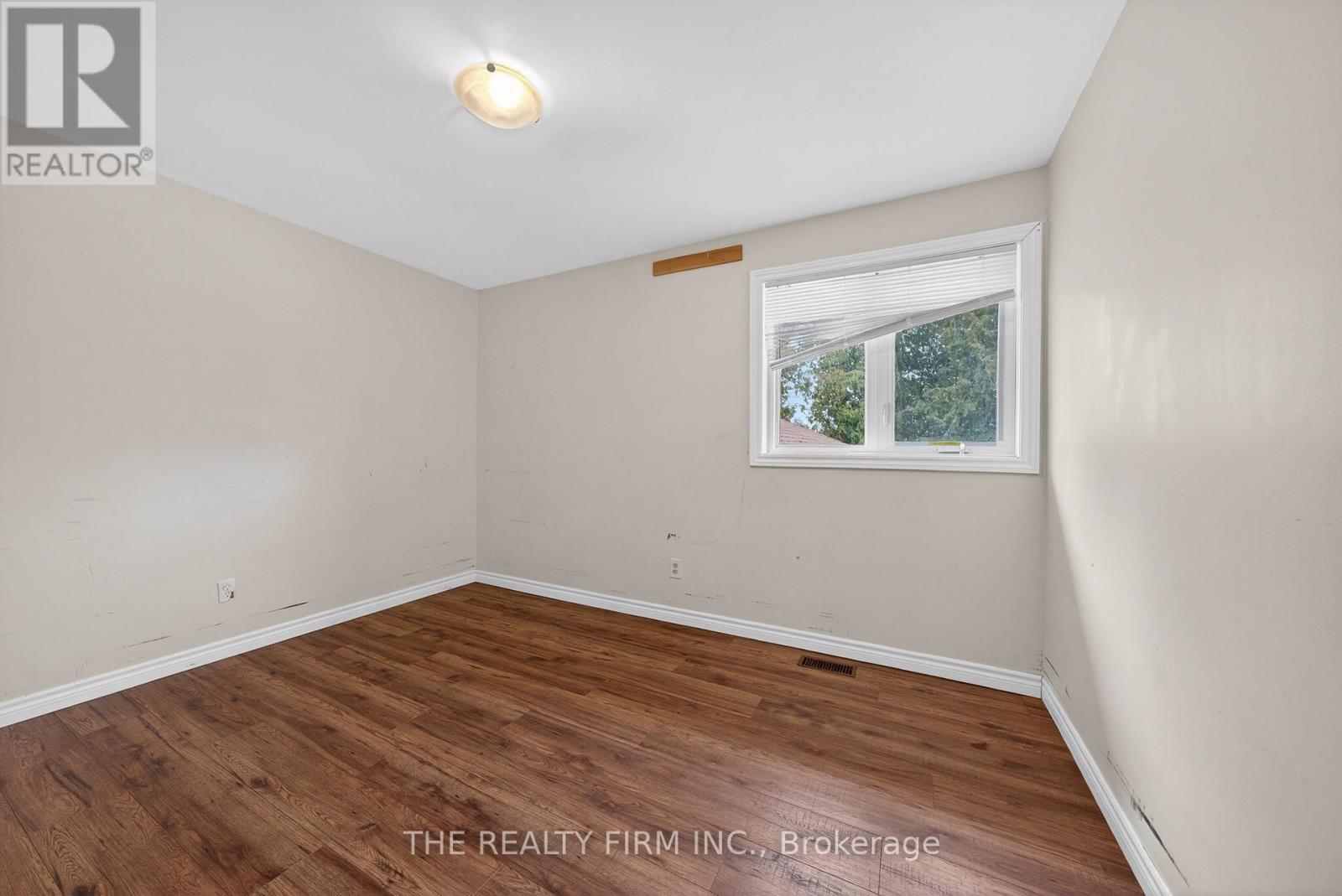 7934 Olde Drive, Strathroy-Caradoc, Ontario  N0L 1W0 - Photo 16 - X12899898