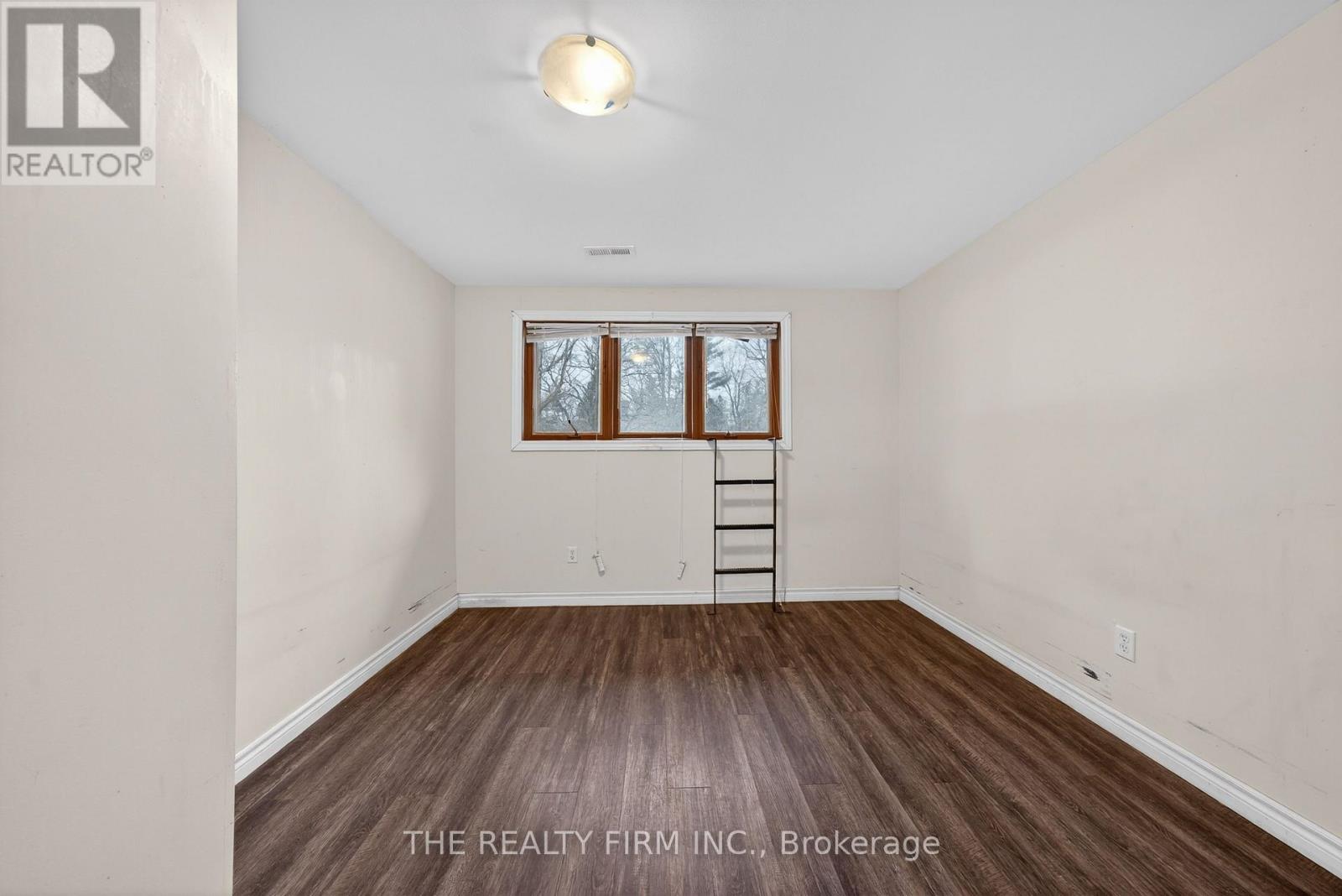 7934 Olde Drive, Strathroy-Caradoc, Ontario  N0L 1W0 - Photo 22 - X12899898