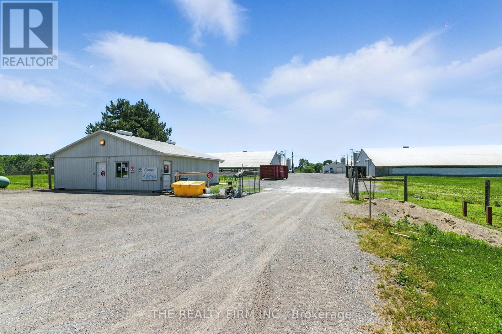 7934 Olde Drive, Strathroy-Caradoc, Ontario  N0L 1W0 - Photo 34 - X12899898