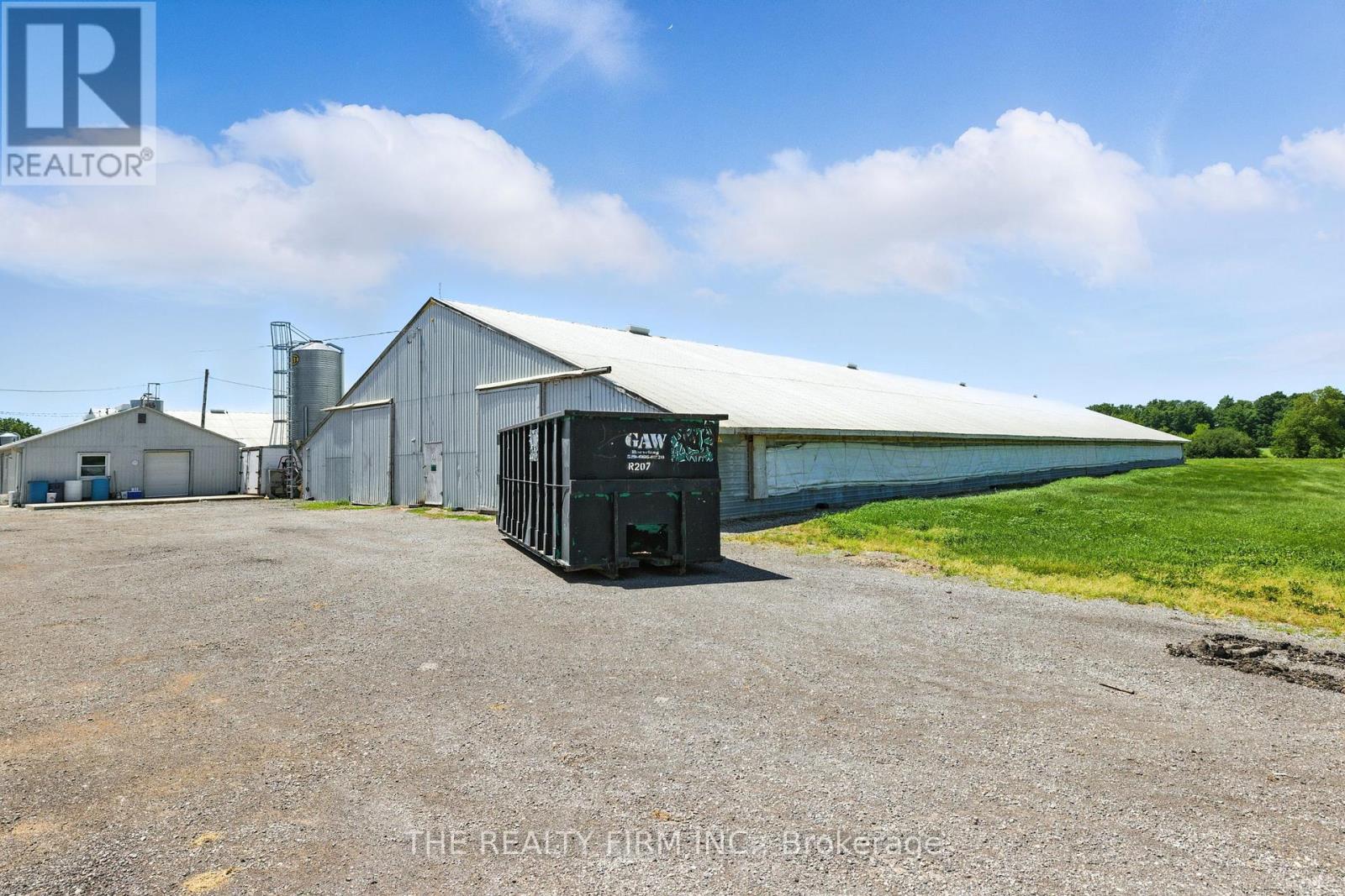 7934 Olde Drive, Strathroy-Caradoc, Ontario  N0L 1W0 - Photo 35 - X12899898